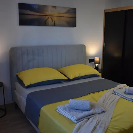 Rismondi 37d Apartment