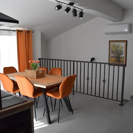Rismondi 37d Apartment *